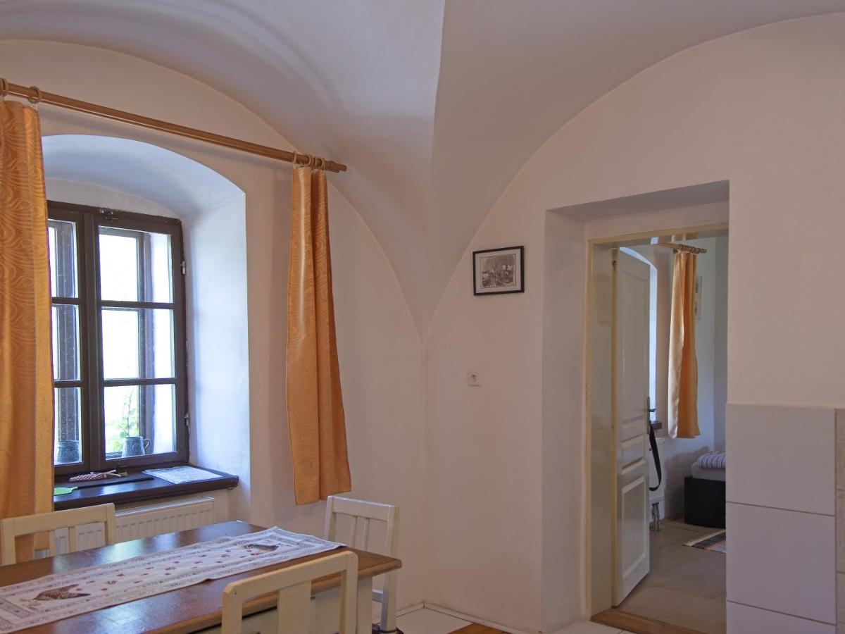 Apartmany V Broumovskem Statku Экстерьер фото